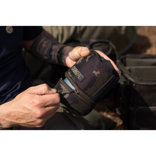 Housse Korda Compac Gas Canister Jacket Dark Kamo