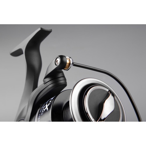 SPRO SALT'X SURF & BOAT 7000 2+1BB ALU