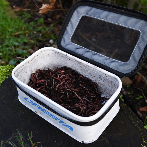 Boîte A Esches Cresta EVA White Baitbag Micro...