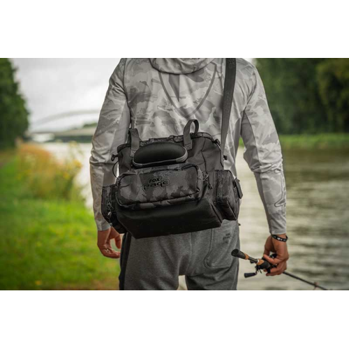 Sac Fox Rage Camo Voyager Medium Tackle Bag