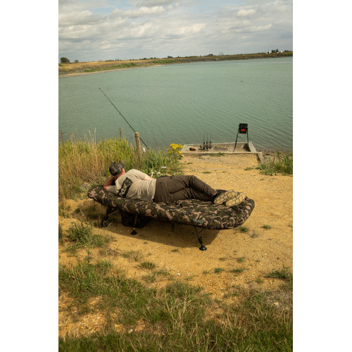 Bedchair Fox Camolite Compact Sleep System