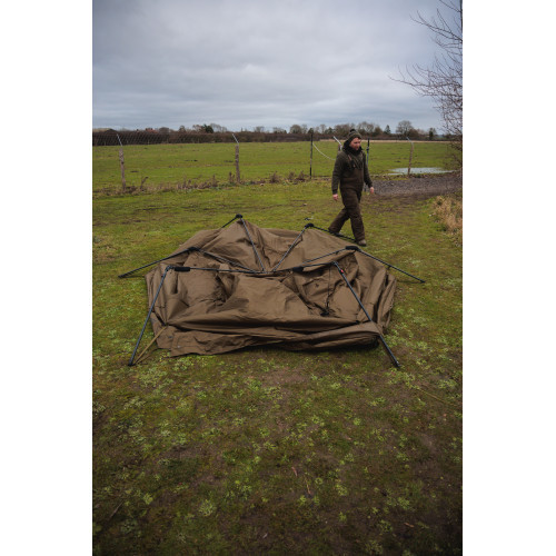 Abri Fox EOS Social Shelter