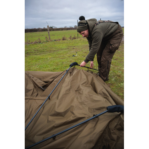 Abri Fox EOS Social Shelter