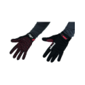 Paire de gants Fox Rage Power Grip noirs avec paumes texturées haute adhérence pour la saisie sécurisée des gros poissons.