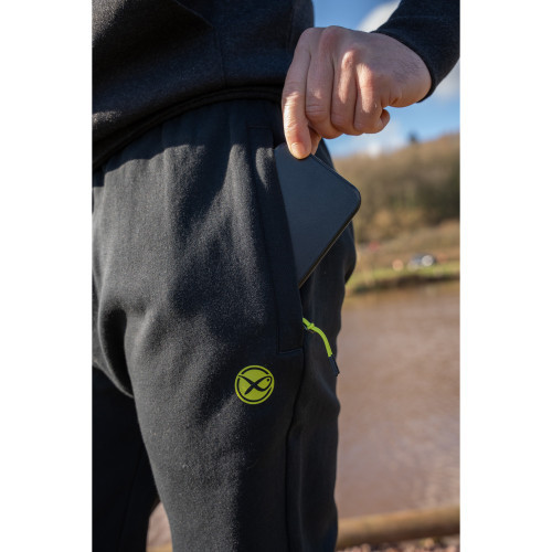 Pantalon Matrix Black Joggers