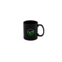 Mug noir brillant Korda avec logo blanc "lunettes" et anse ergonomique, fabriqué en porcelaine de haute qualité.