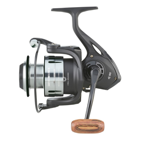 Moulinet de pêche carpe Long Cast SRT Carp Instinct X 7004 Fd avec bobine aluminium et poignée en bois.