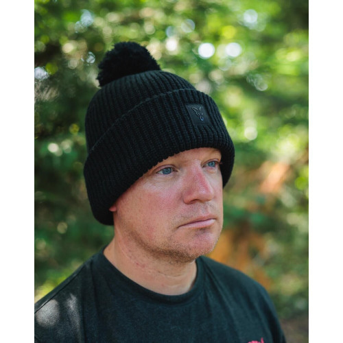 Bonnet Fox Black HD Bobble